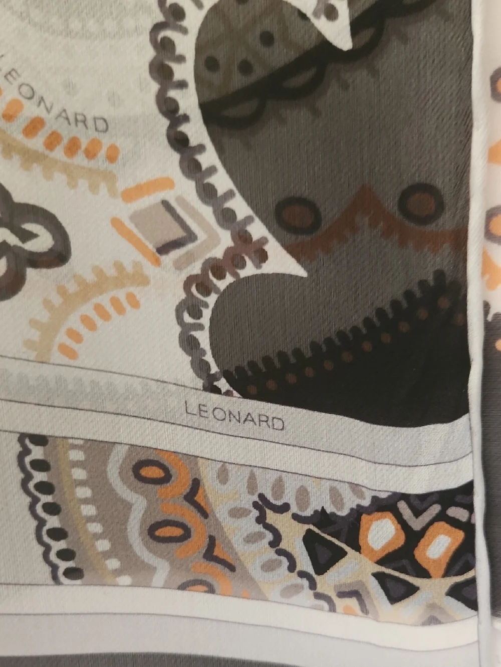 Leonard Paris Paisley Sheer Silk Scarf/Shawl in Black and Cream 70x180 cm